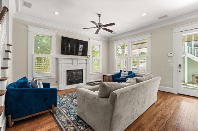 1601 Columbia Street, Houston, TX 77008