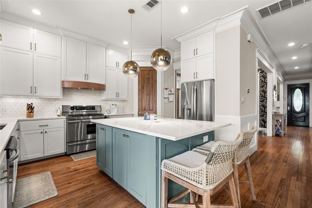 1601 Columbia Street, Houston, TX 77008