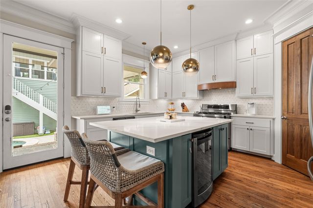 1601 Columbia Street, Houston, TX 77008