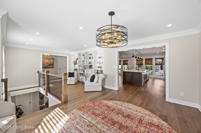 1027 Garden Creek Cir, Louisville, KY 40223