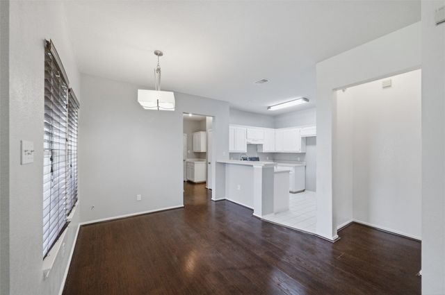 1001 Brenner Court, Arlington, TX 76017