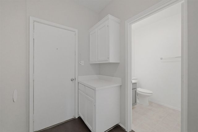 1001 Brenner Court, Arlington, TX 76017