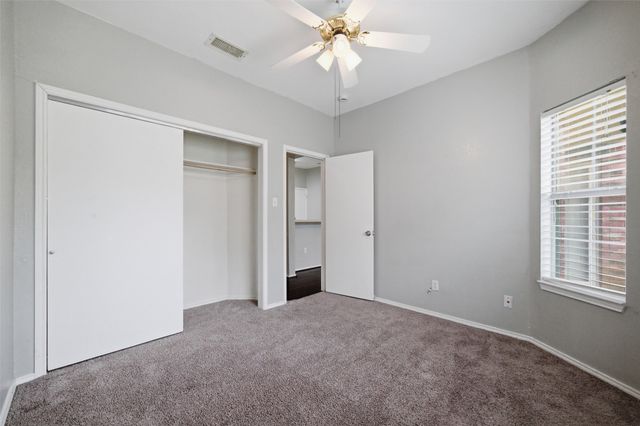 1001 Brenner Court, Arlington, TX 76017