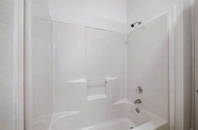 1001 Brenner Court, Arlington, TX 76017