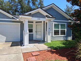 1305 HICKORY Street, Fernandina Beach, FL 32034