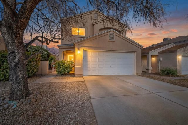 471 Little Wings Loop SW, Los Lunas, NM 87031