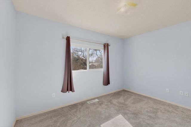 471 Little Wings Loop SW, Los Lunas, NM 87031