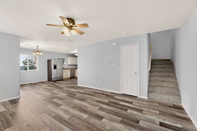 471 Little Wings Loop SW, Los Lunas, NM 87031