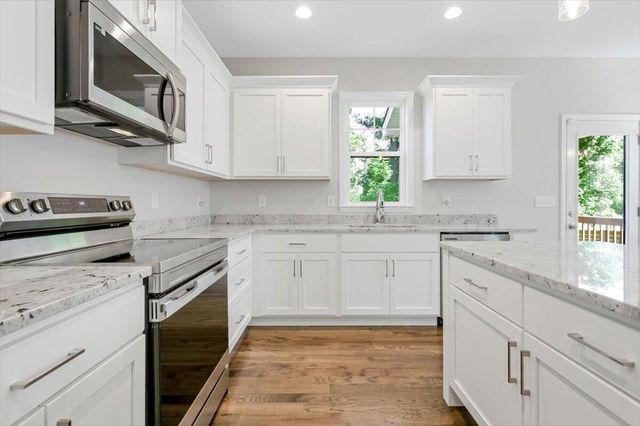 1826 Oakvale Drive, Chattanooga, TN 37421