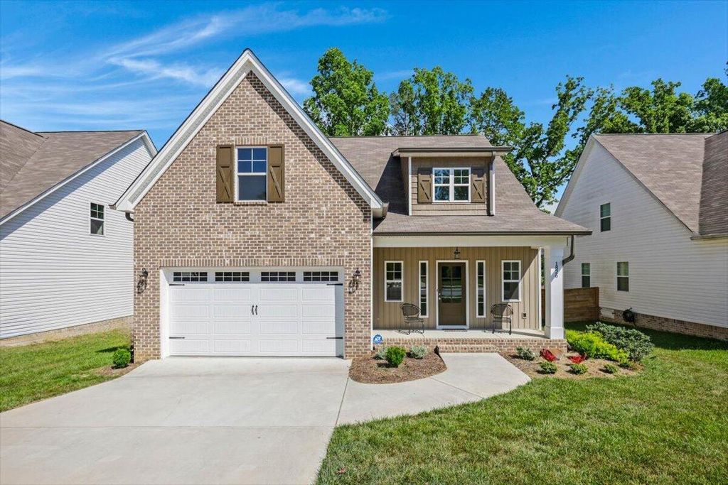 1826 Oakvale Drive, Chattanooga, TN 37421