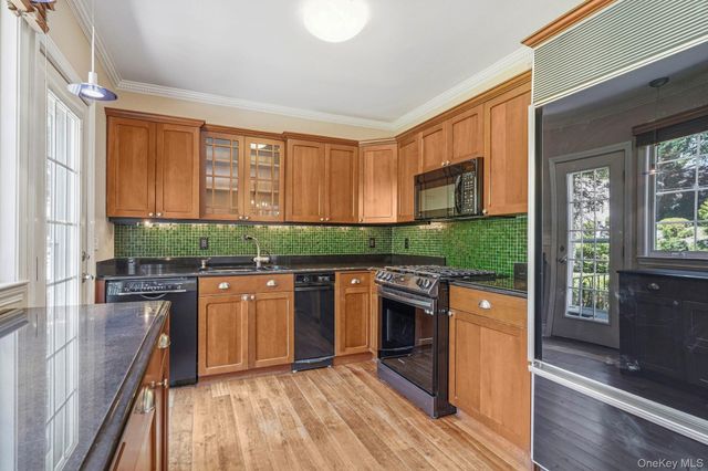 29 Coralyn Avenue, White Plains, NY 10605