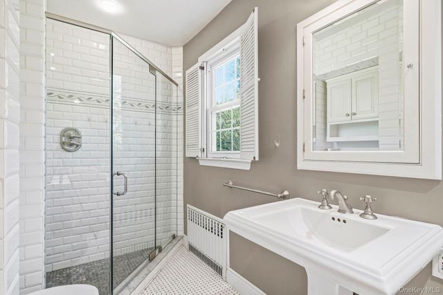29 Coralyn Avenue, White Plains, NY 10605