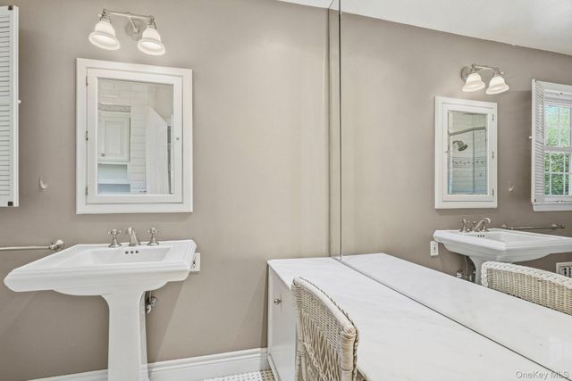 29 Coralyn Avenue, White Plains, NY 10605