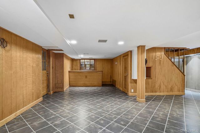29 Coralyn Avenue, White Plains, NY 10605