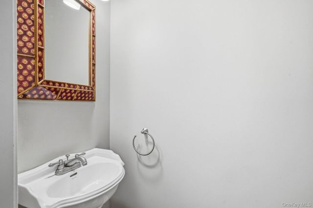 29 Coralyn Avenue, White Plains, NY 10605