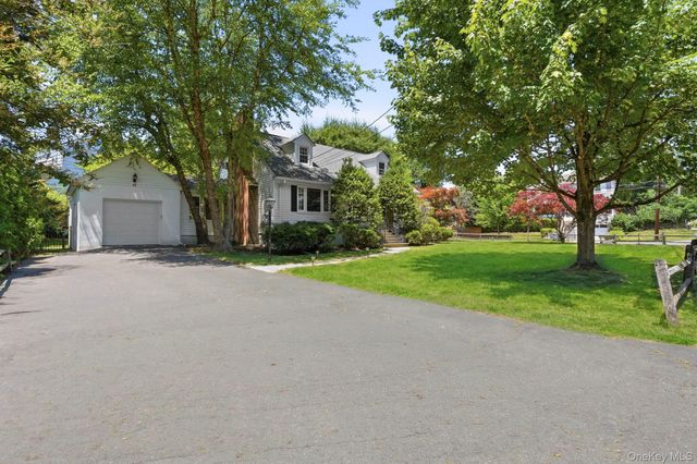 29 Coralyn Avenue, White Plains, NY 10605