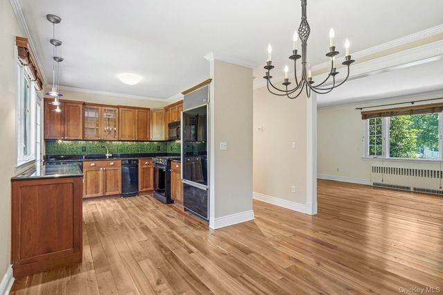 29 Coralyn Avenue, White Plains, NY 10605
