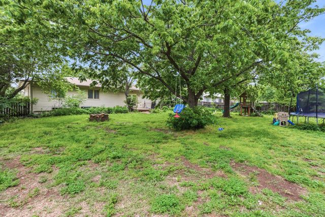 1410 N Tanglewood, Rose Hill, KS 67133