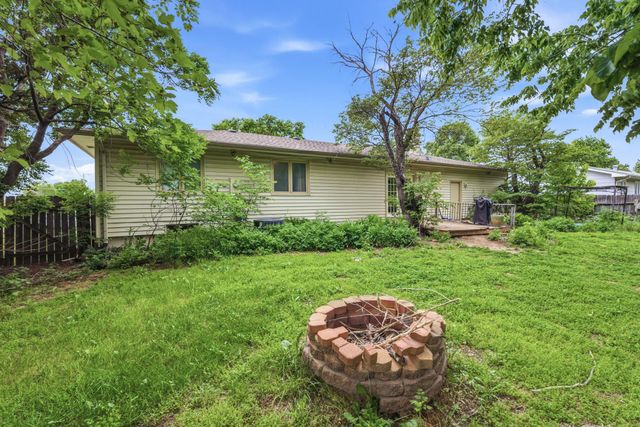 1410 N Tanglewood, Rose Hill, KS 67133