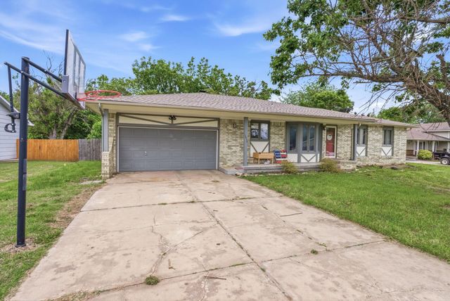 1410 N Tanglewood, Rose Hill, KS 67133