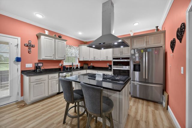 3040 Shipley Rd, Cookeville, TN 38501