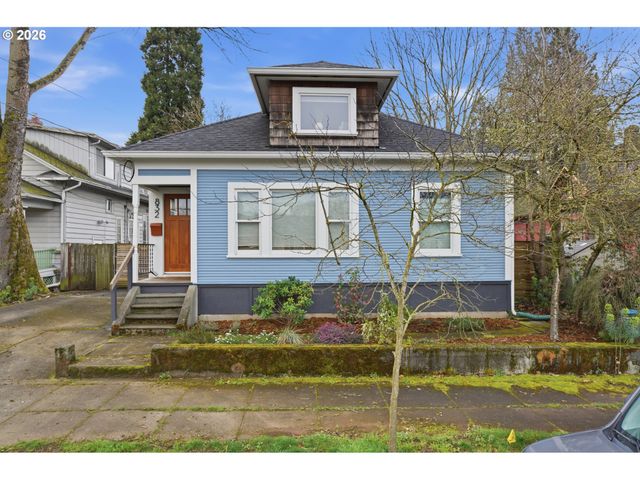 832 N EMERSON St, Portland, OR 97217