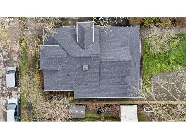 832 N EMERSON St, Portland, OR 97217