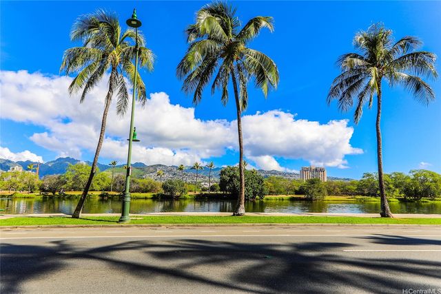 444 Kanekapolei Street 1002, Honolulu, HI 96815