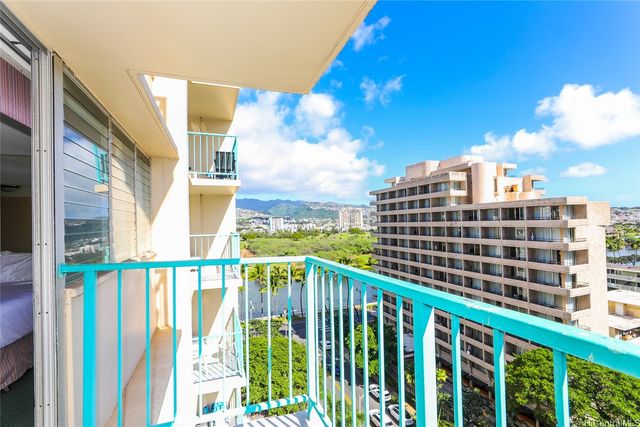 444 Kanekapolei Street 1002, Honolulu, HI 96815