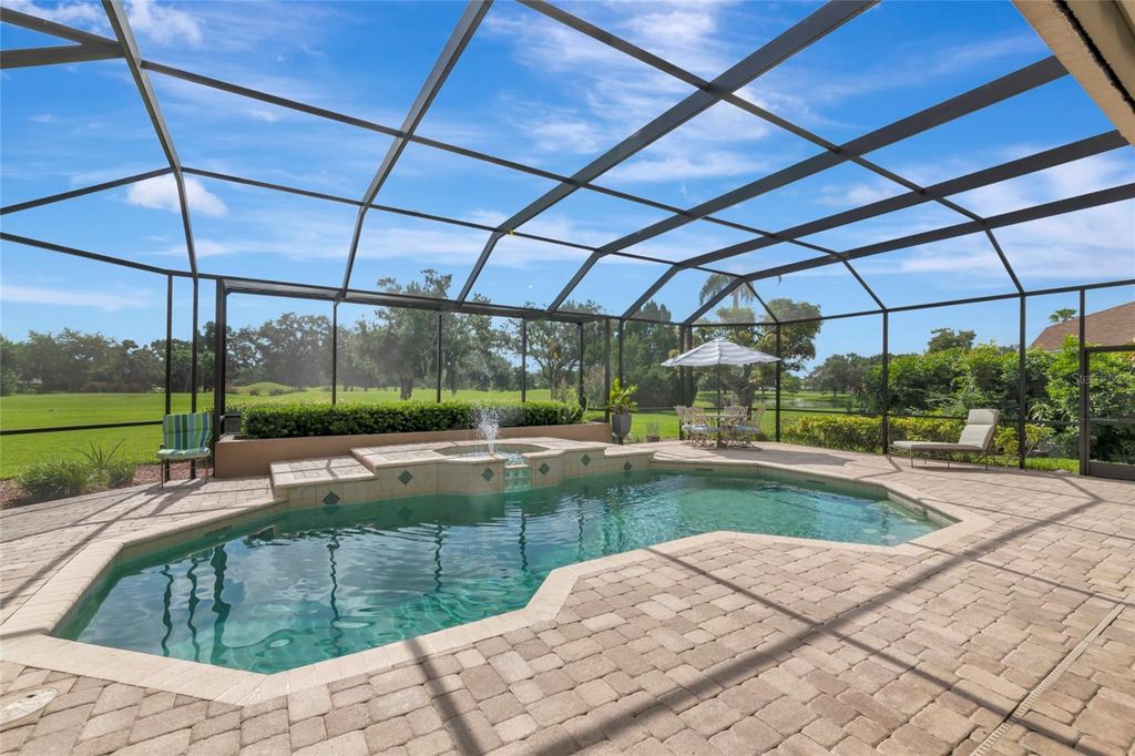 Image 27 of property listing at 6213 GLEN ABBEY LANE, Bradenton, FL 34202