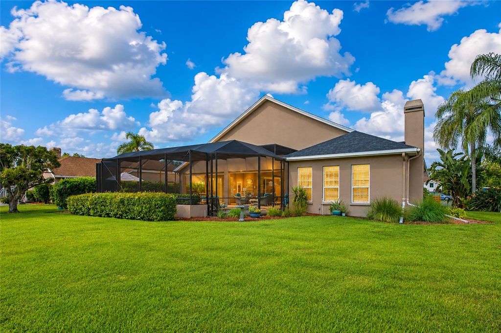 Image 31 of property listing at 6213 GLEN ABBEY LANE, Bradenton, FL 34202
