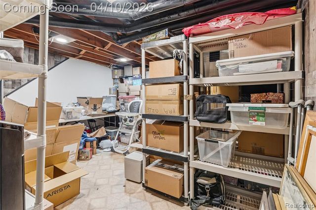 21100 Bon Brae Street, Saint Clair Shores, MI 48081