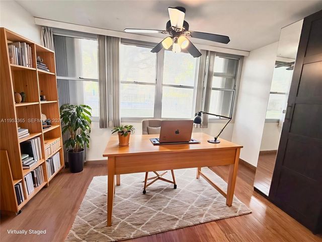 901 NE 14th Ave 104, Hallandale Beach, FL 33009