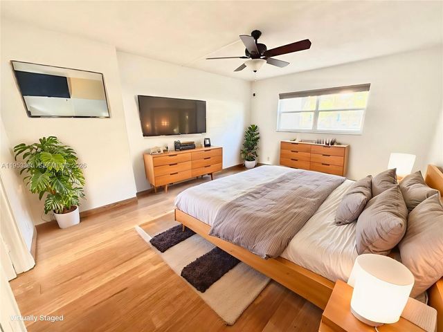 901 NE 14th Ave 104, Hallandale Beach, FL 33009