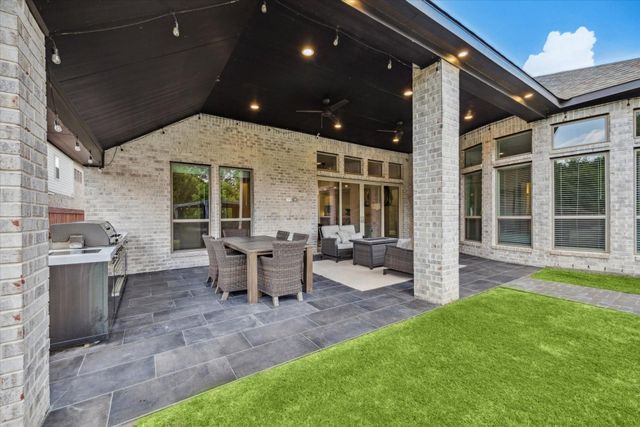 8626 Burdekin Road, Magnolia, TX 77354