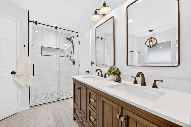 130 Woodcreek Drive, Lowry Crossing, TX 75407