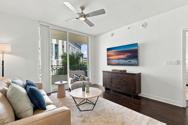 550 OKEECHOBEE Boulevard 521, West Palm Beach, FL 33401