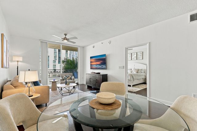 550 OKEECHOBEE Boulevard 521, West Palm Beach, FL 33401