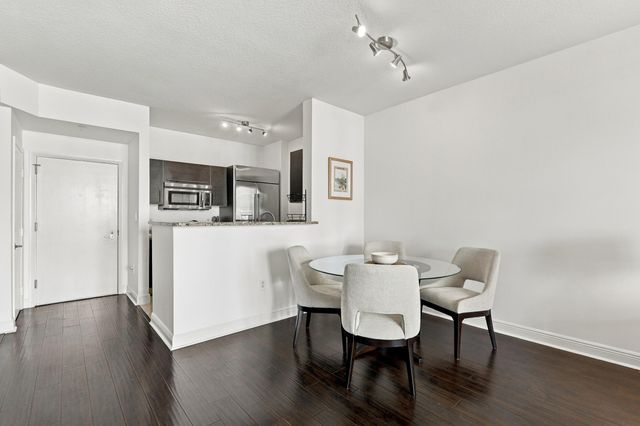 550 OKEECHOBEE Boulevard 521, West Palm Beach, FL 33401