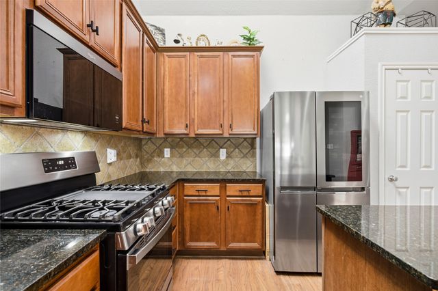 809 Cauble Drive, Fate, TX 75087