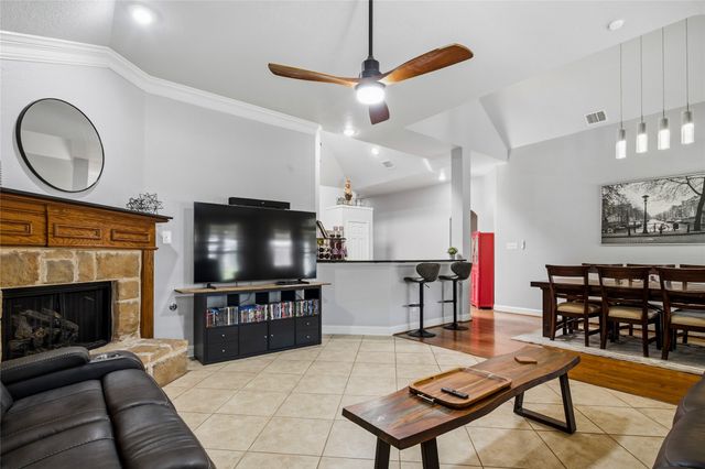 809 Cauble Drive, Fate, TX 75087