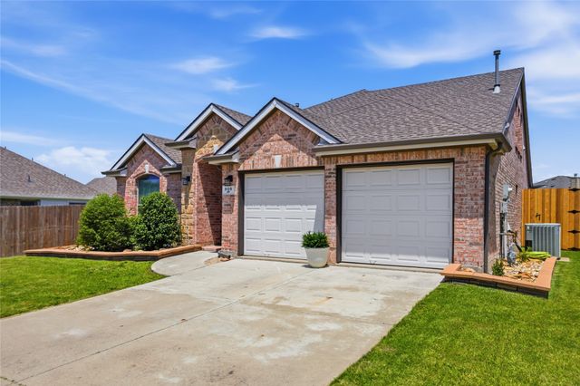 809 Cauble Drive, Fate, TX 75087