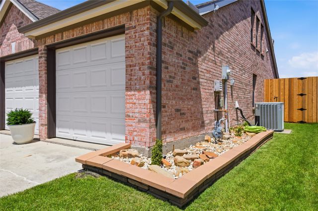 809 Cauble Drive, Fate, TX 75087