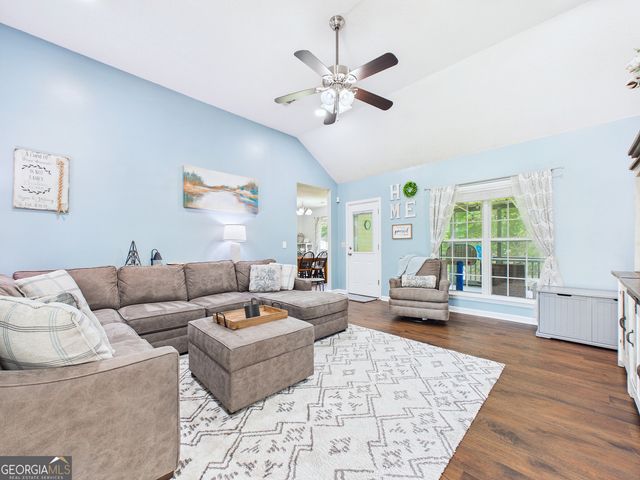 207 Roaring Forks Drive, Bonaire, GA 31005