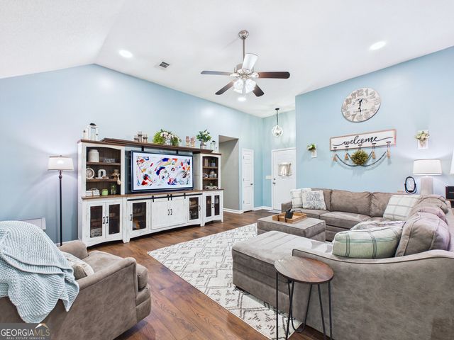 207 Roaring Forks Drive, Bonaire, GA 31005