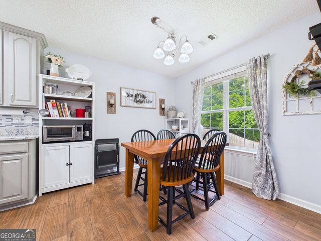 207 Roaring Forks Drive, Bonaire, GA 31005