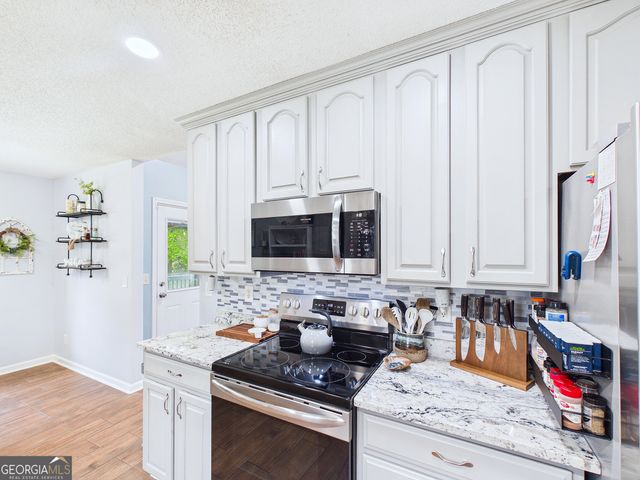 207 Roaring Forks Drive, Bonaire, GA 31005