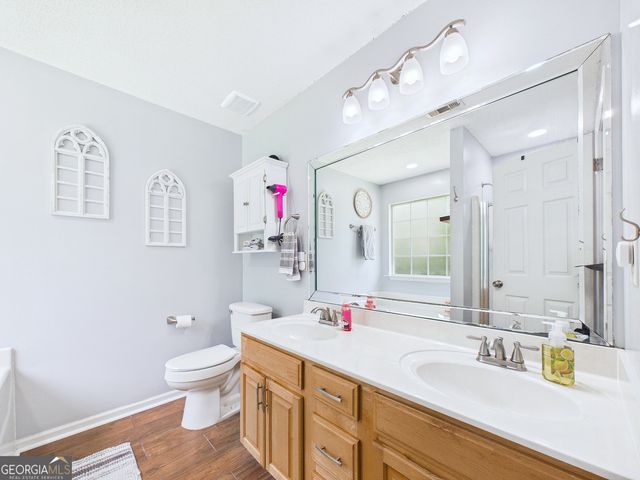 207 Roaring Forks Drive, Bonaire, GA 31005