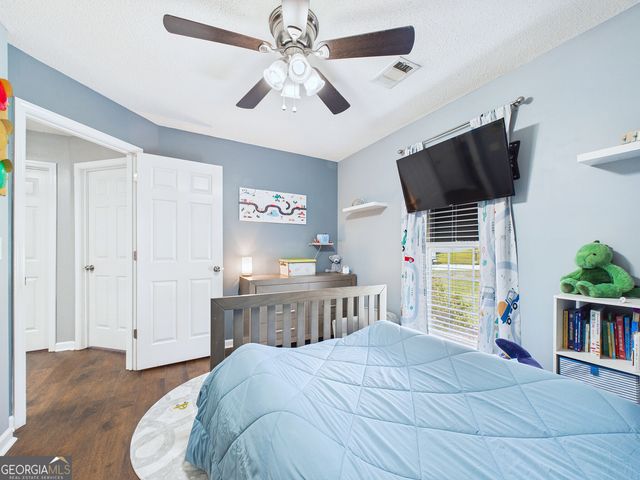 207 Roaring Forks Drive, Bonaire, GA 31005