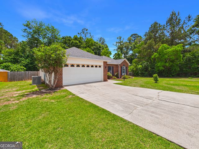 207 Roaring Forks Drive, Bonaire, GA 31005